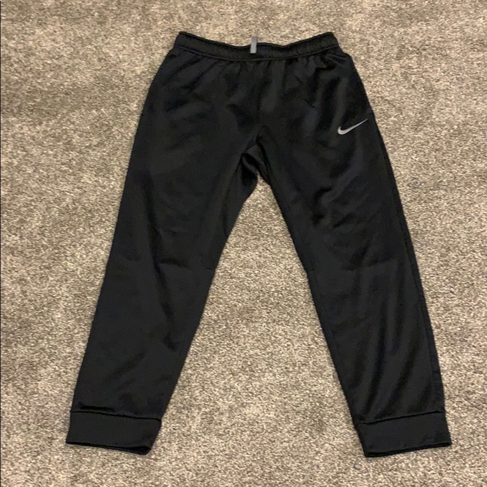 Men’s large therma fit joggers great condition